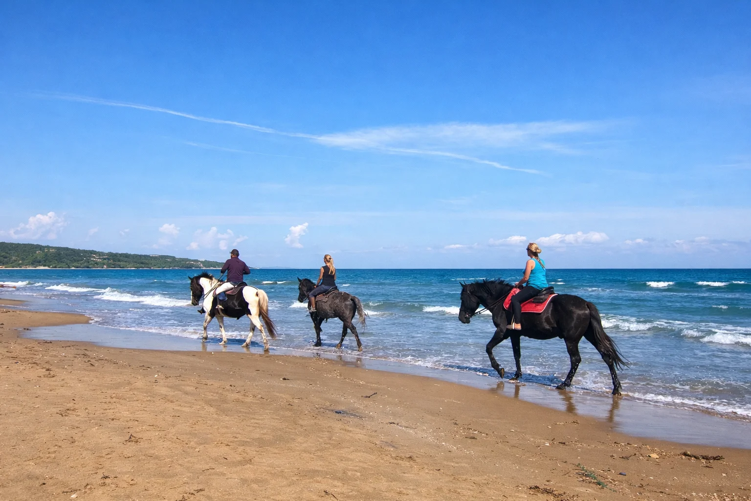 Passeggiata a cavallo sulla spiaggia di Vieste nel Gargano